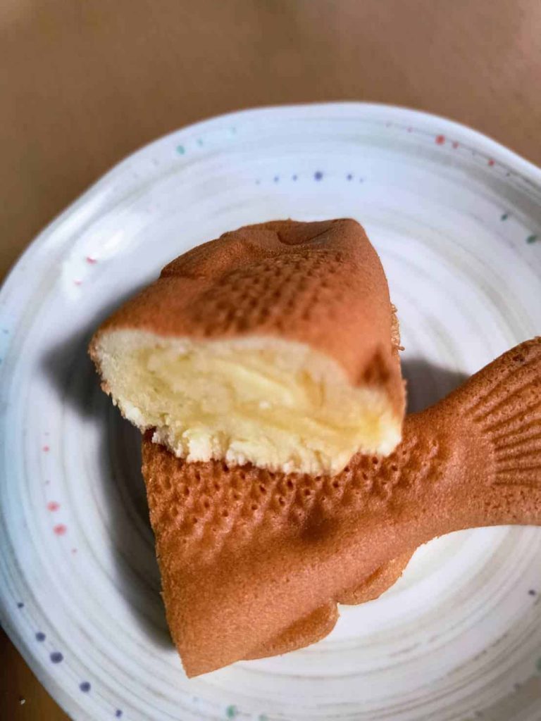 千秋庵 カムホームサーモン 断面